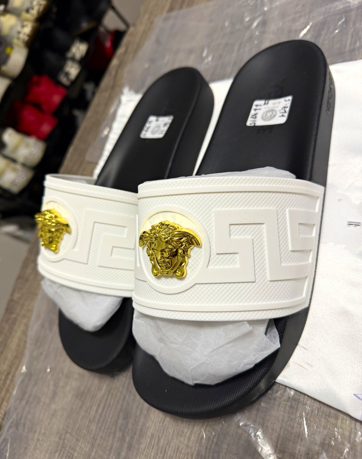 Versace Medusa size 11 Logo Black/White/Gold Slide Sandals Slip-On Men\'s