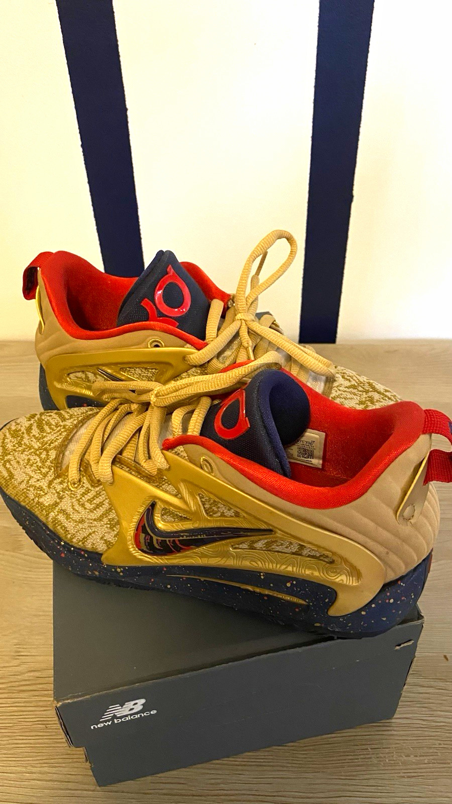 Nike KD \'Olympics Gold Medal\' Low Top Sneakers Lace Up Gold/Blue/Red Rubber Sole Nike KD \'Olympics Gold Medal\' Low Top Sneakers Lace Up Gold/Blue/Red Rubber Sole