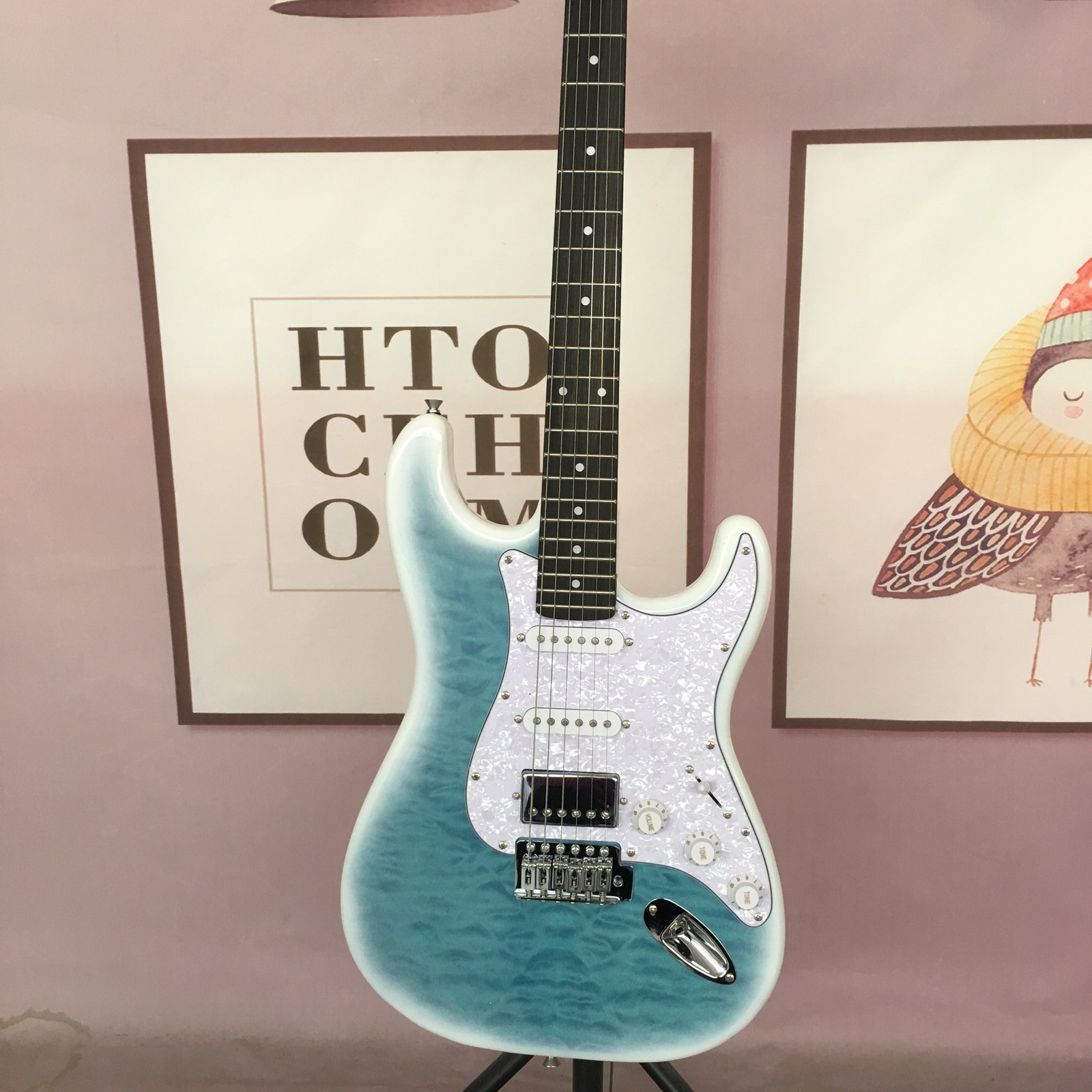 High Quality 6 String Green ST Electric Guitar SSH Pickups White Pearl Pickguard