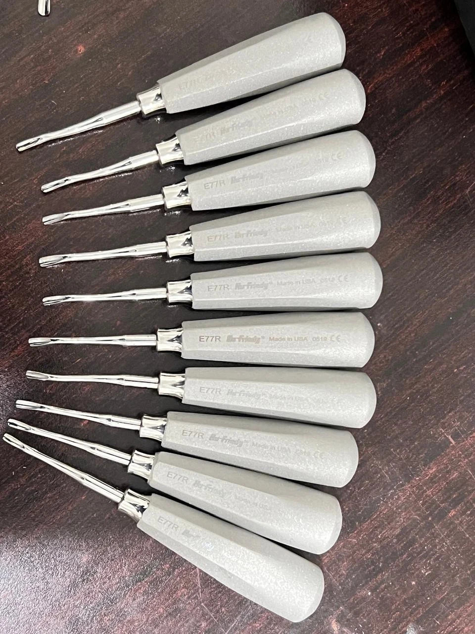 10 Pcs Lot E77R SERRATED ELEVATOR Hu FRIEDY