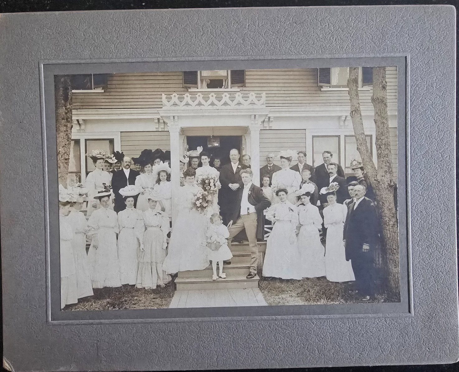 VTG Cabinet Card Photo, Large Wedding Party, C-1900-1910