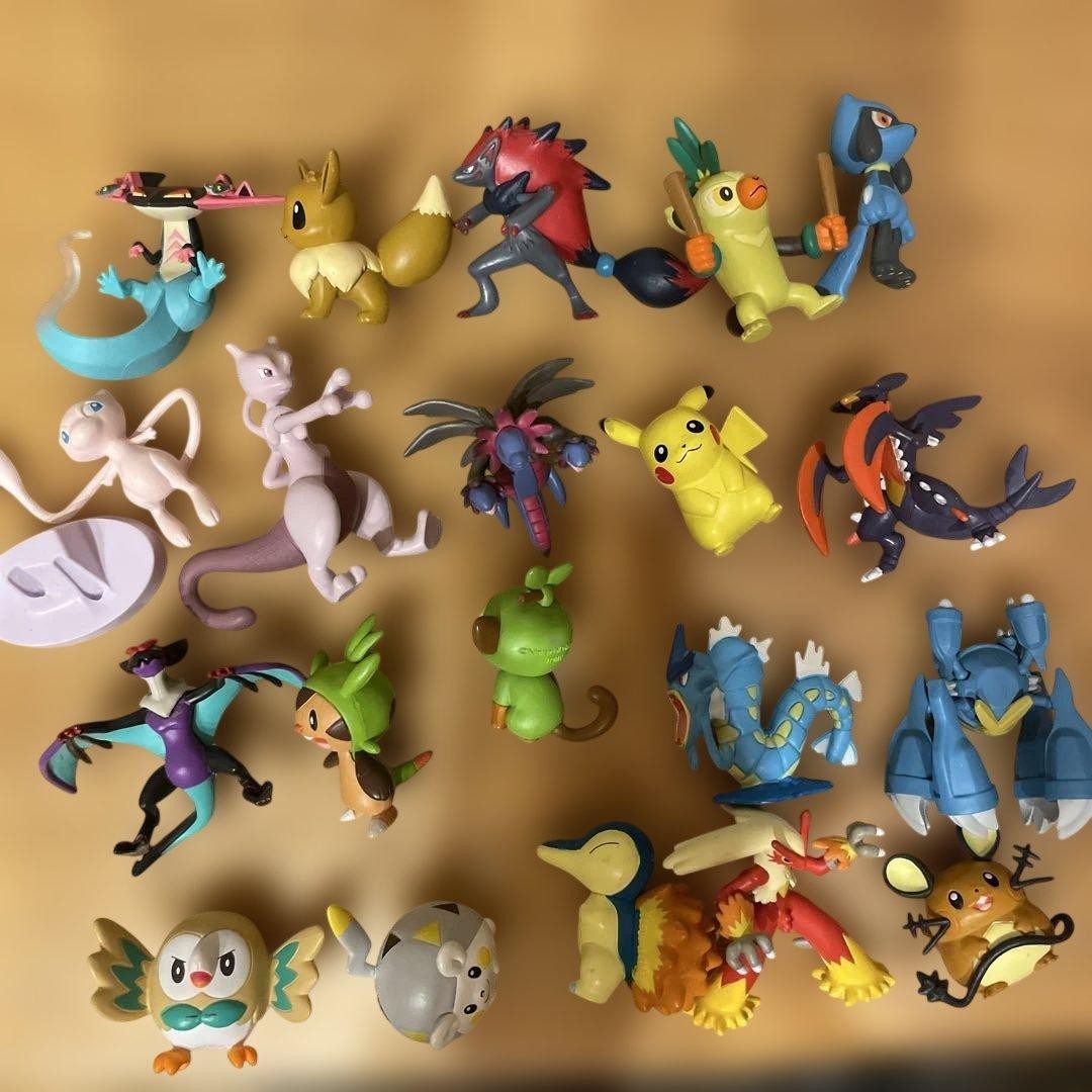 Pokemon Moncolle Mixed Figure Lot 20 Characters Collectible 15+ Pokemon Moncolle Mixed Figure Lot 20 Characters Collectible 15+