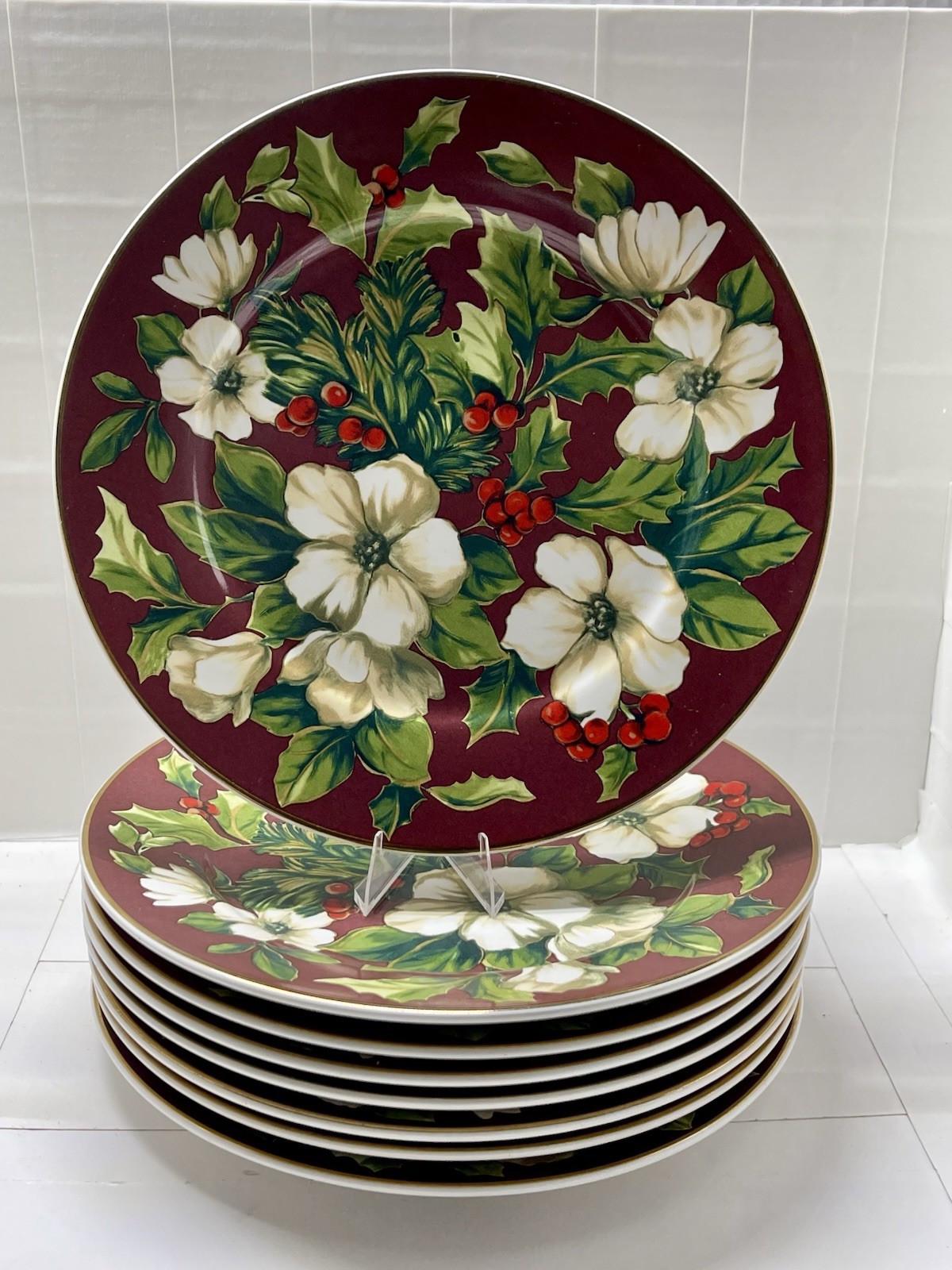 Sakura Dinnerware Splendor Burgundy Salad Plate 8 1/8\