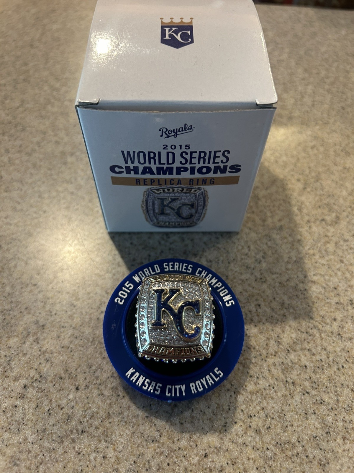 Kansas City KC ROYALS 2015 World Series CHAMPIONS REPLICA RING 05/17/25 NIB Kansas City KC ROYALS 2015 World Series CHAMPIONS REPLICA RING 05/17/25 NIB