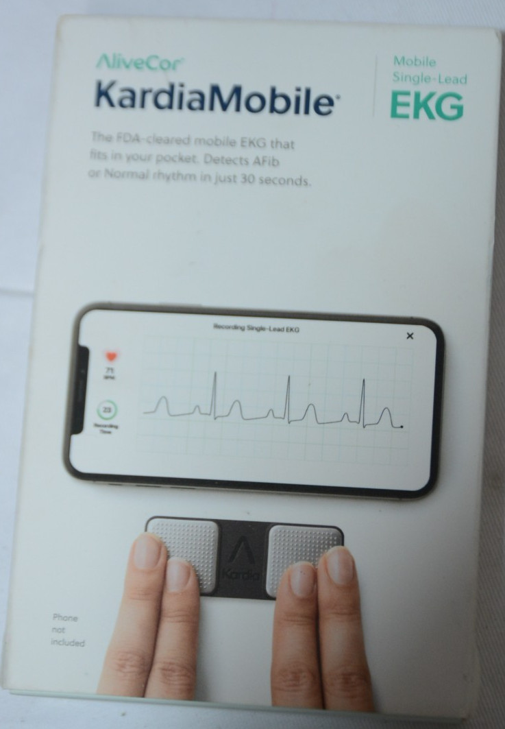 AliveCor KardiaMobile AC-009-UA-DI Pocket Single-Lead Personal EKG Recorder