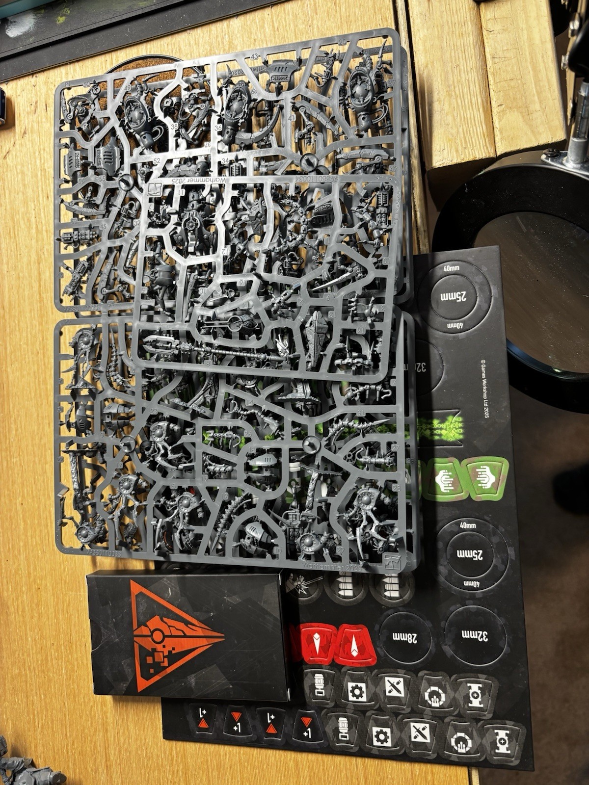 Kill Team Canoptek Circle NOS from the Tomb World Set Kill Team Canoptek Circle NOS from the Tomb World Set