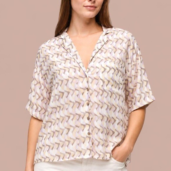 prAna Iguala Top in Willow Retro Geo NWT prAna Iguala Top in Willow Retro Geo NWT
