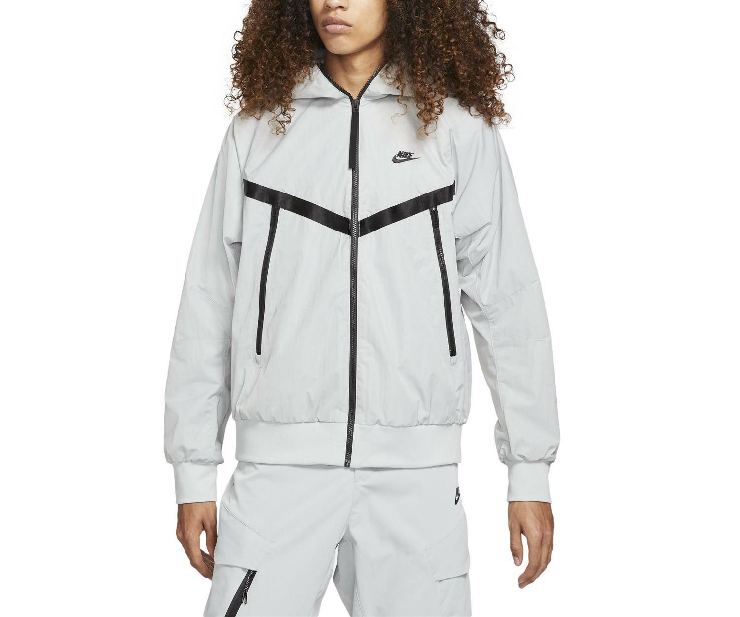 Nike Sportswear Premium Essentials Men's Unlined Hooded Windrunner Jacket DA7354