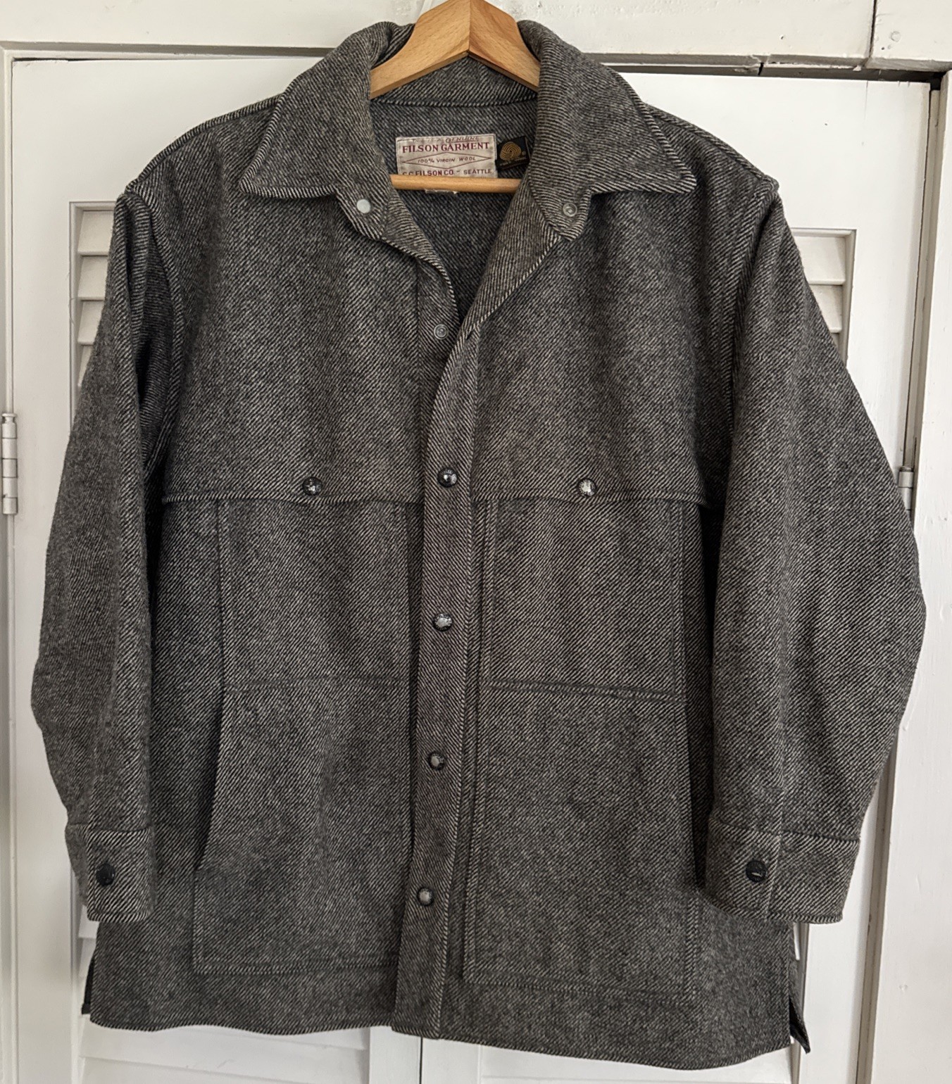 Filson Mackinaw Wool Heavy Cape Coat Gray Herringbone Overcoat -Large-