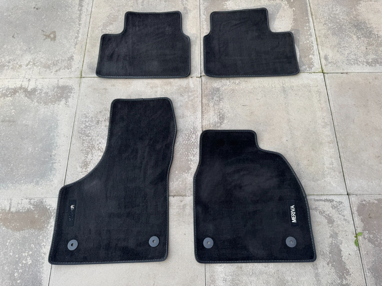 Vauxhall Meriva B Genuine Velour Carpet Mat set 2010-2017 Vauxhall Meriva B Genuine Velour Carpet Mat set 2010-2017