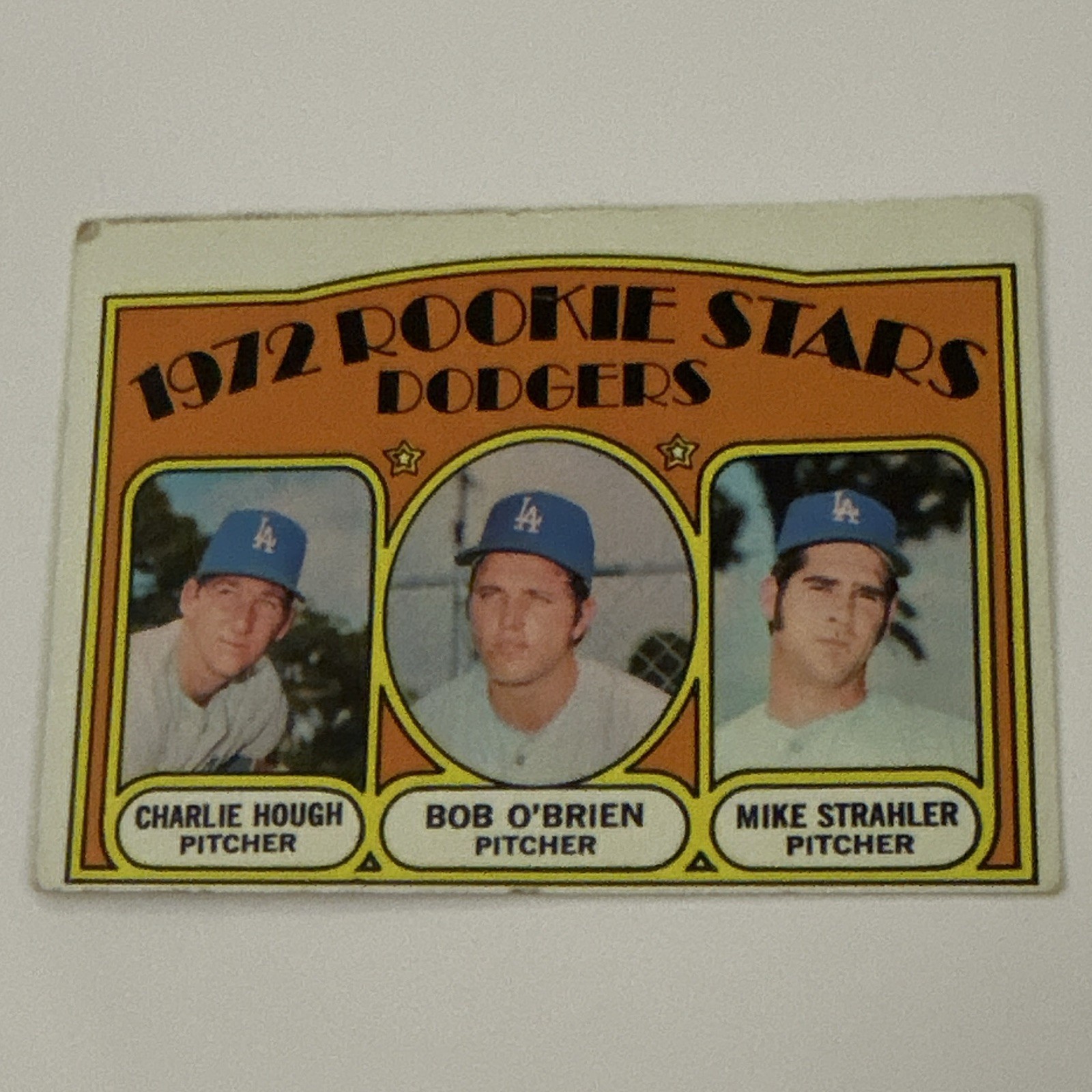 Topps 1972 Rookie Stars Dodgers #198 Charlie Hough Bob O'Brien Mike Strahler