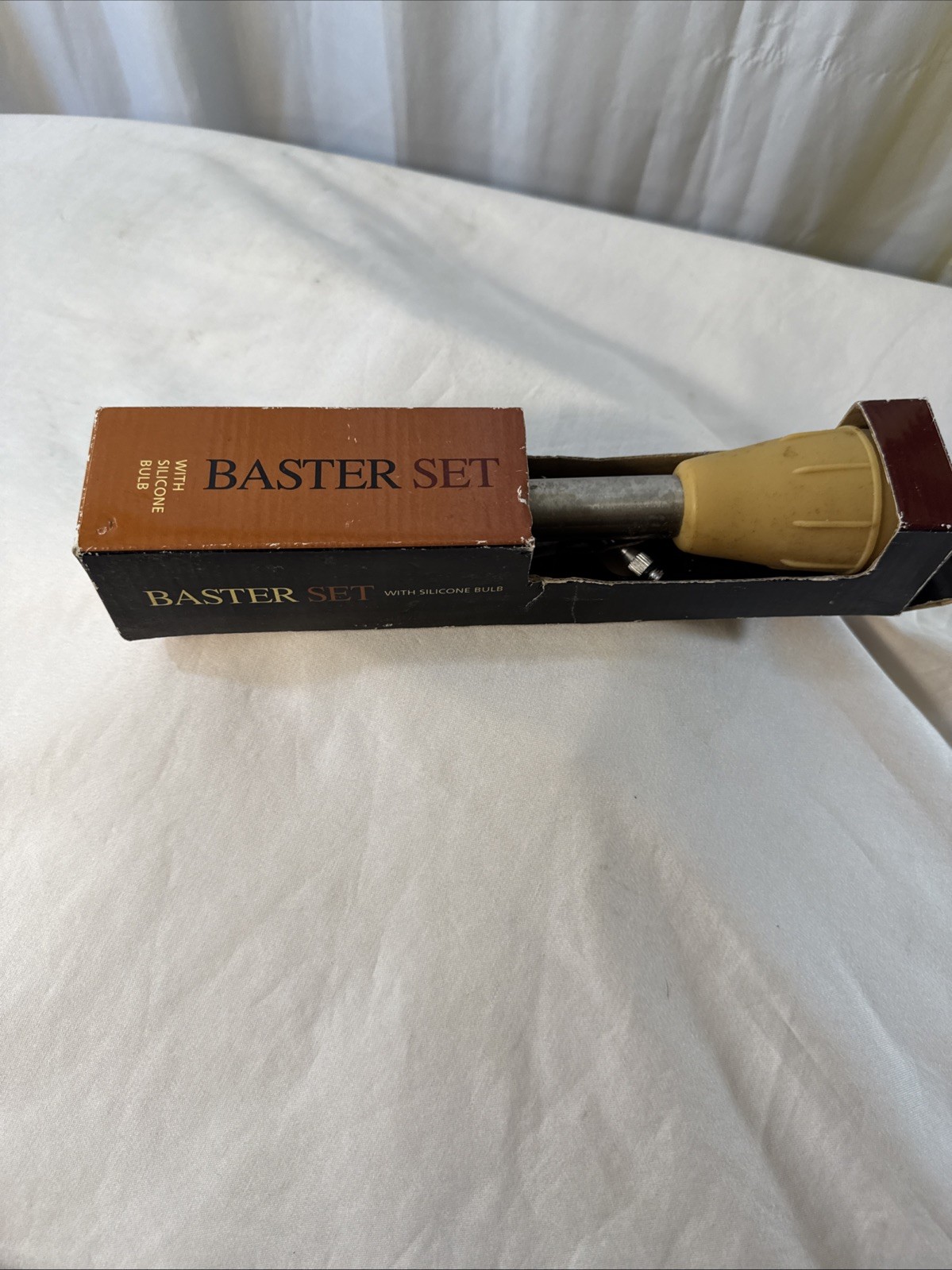 Vintage William Sonoma Basting Set EC Basting Bulb Functional Injected Needle