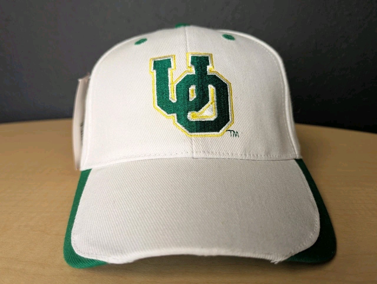 Oregon Ducks Vintage Buffalo Outdoors Hat Cap Strapback White Deadstock Y2K Oregon Ducks Vintage Buffalo Outdoors Hat Cap Strapback White Deadstock Y2K