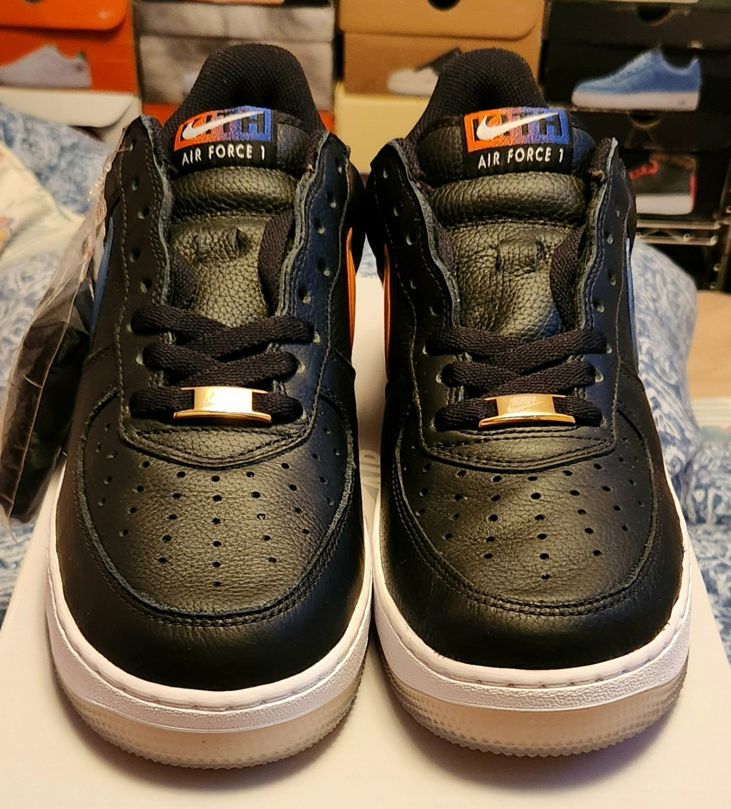 2021 Nike Air Force 1 x Kith NYC Knicks \'Away\' Mens 9.5 RARE NIB 👍 