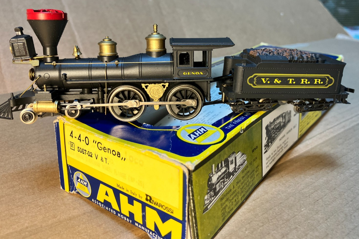VINTAGE AHM/RIVAROSSI HO 4-4-0 GENOA V&T STEAM LOCOMOTIVE ENGINE & TENDER W/BOX VINTAGE AHM/RIVAROSSI HO 4-4-0 GENOA V&T STEAM LOCOMOTIVE ENGINE & TENDER W/BOX