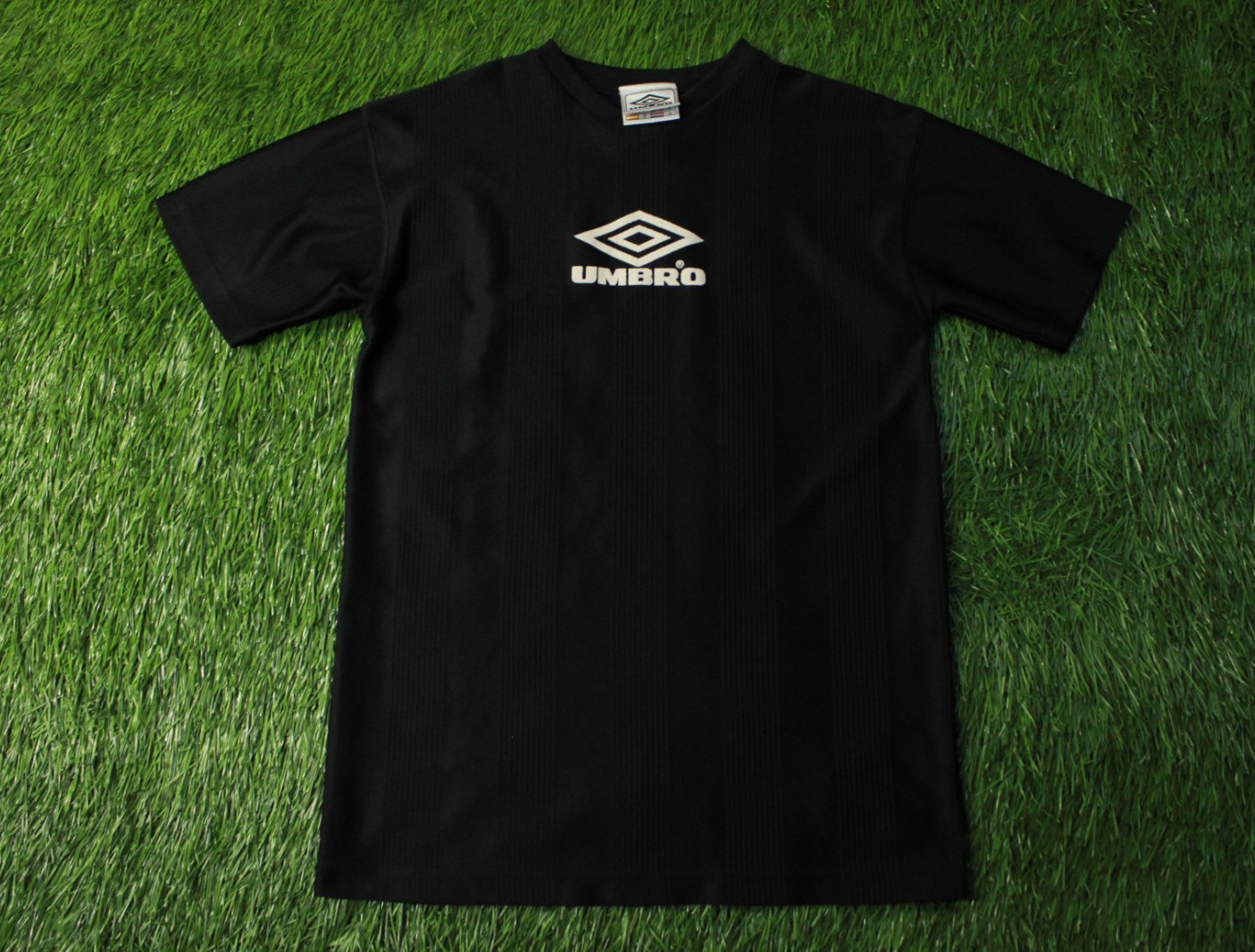 UMBRO ORIGINAL MEN 90\'S VINTAGE vtg FOOTBALL SOCCER SHIRT JERSEY T-SHIRT SIZE S