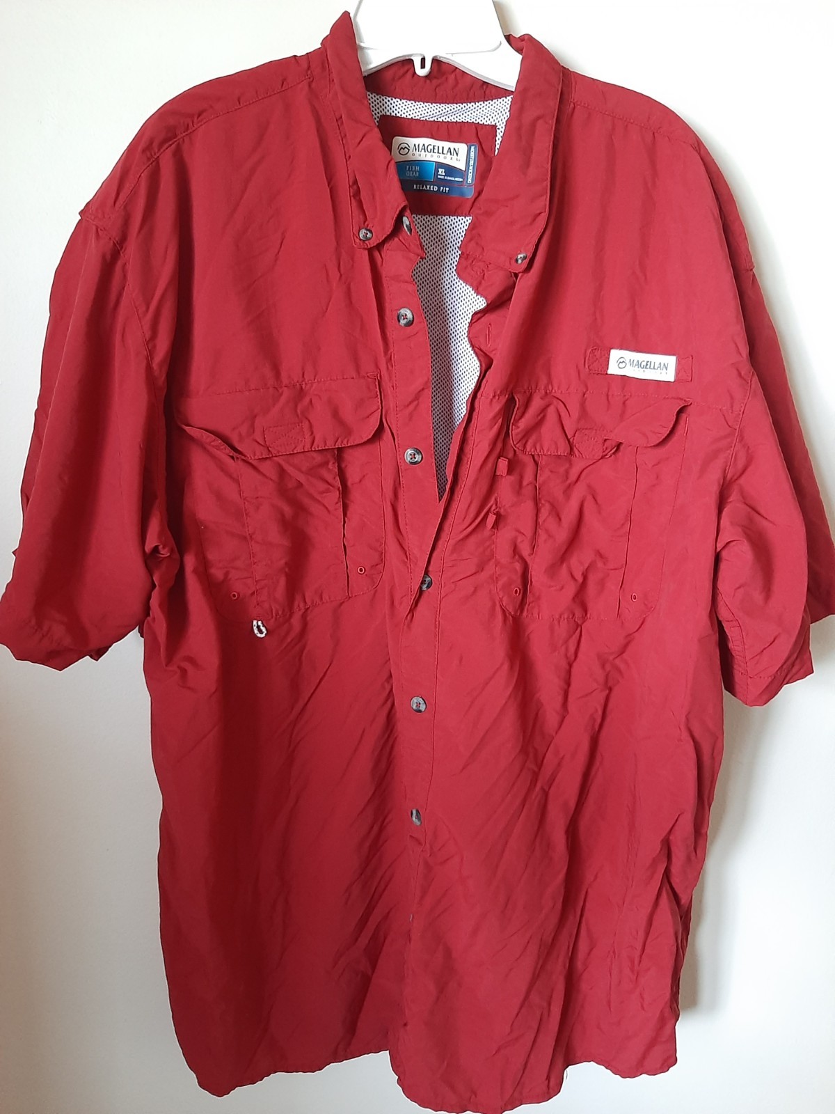 Magellan Outdoors Fish Gear Button Up Shirt Mens XL Relaxed Fit Red--NWOT Magellan Outdoors Fish Gear Button Up Shirt Mens XL Relaxed Fit Red--NWOT