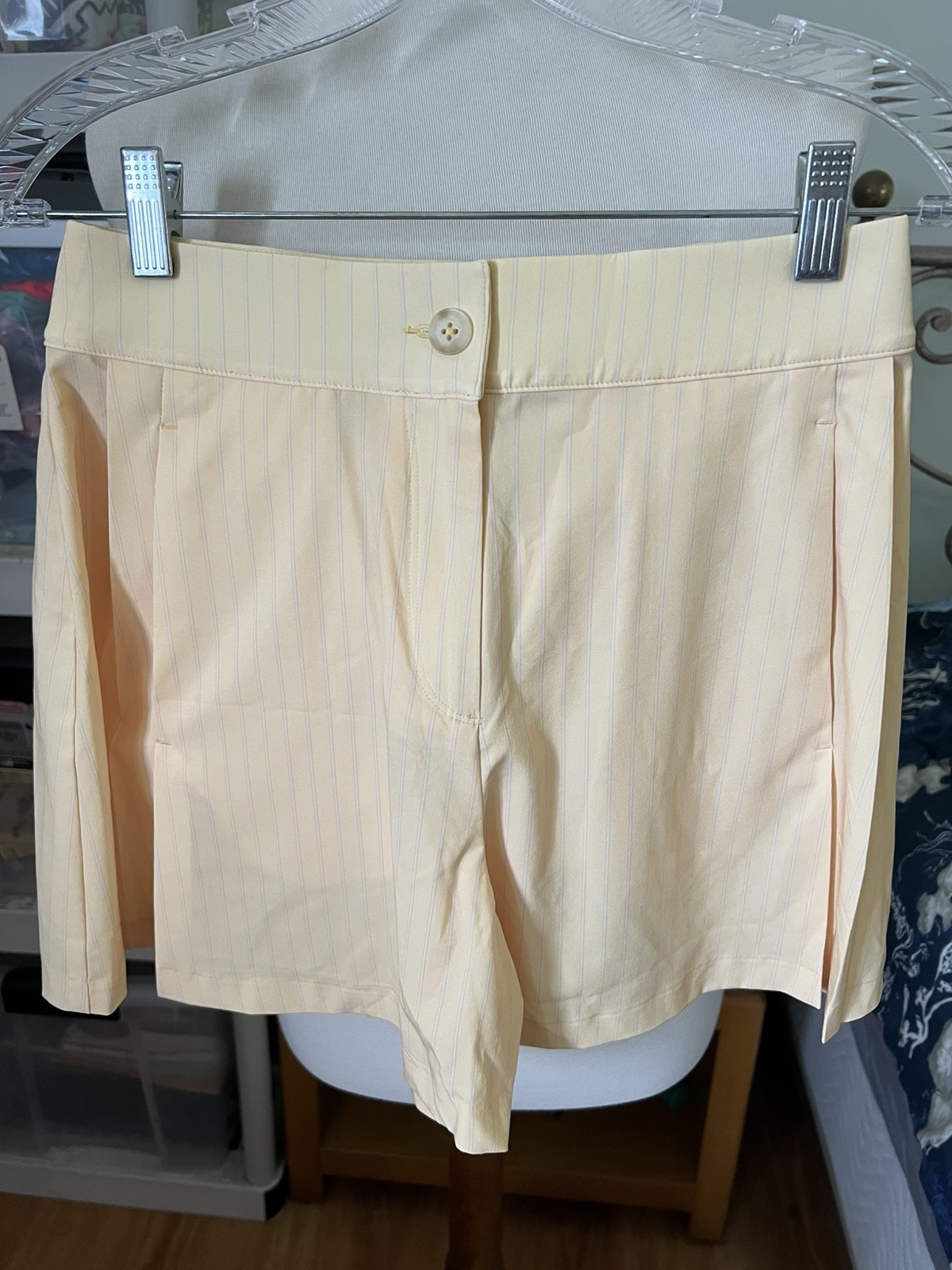 Puma x Arnold Palmer Pinstripe Golf Shorts Lemon Butter 635685-02 Womens XS NWT