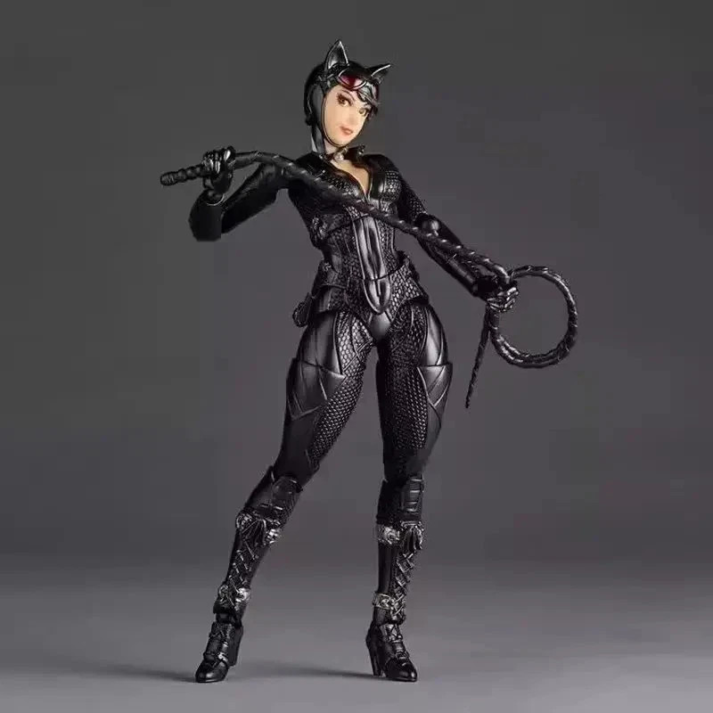 Catwoman PVC Action Figure Movable Collectible Statue Catwoman PVC Action Figure Movable Collectible Statue