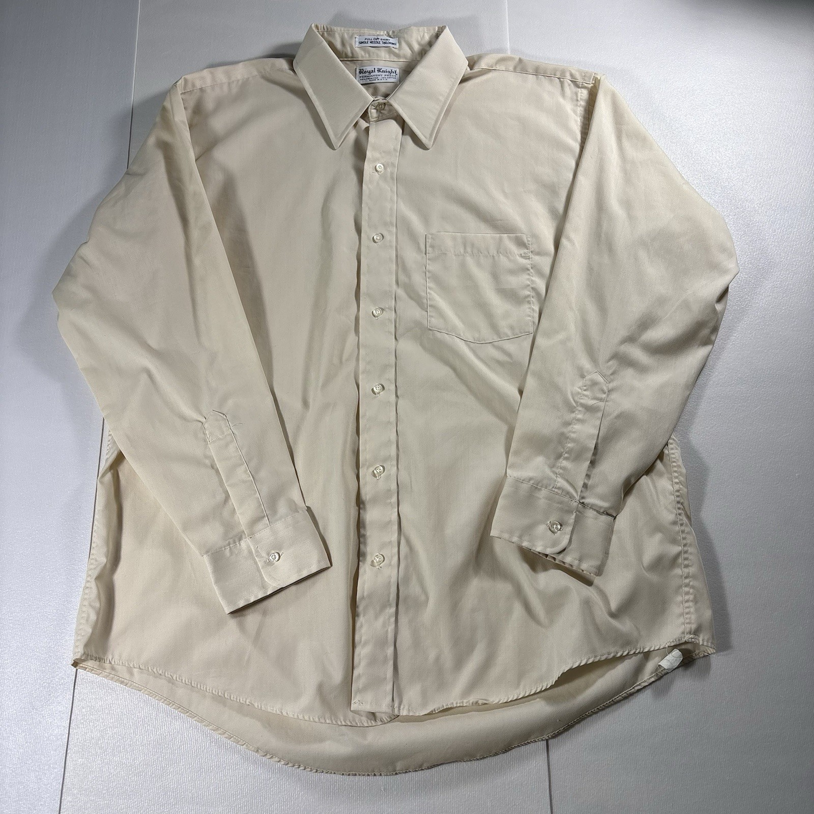 Vintage Royal Knight Permanent Press Dress Shirt Mens 17-33 Cream Beige USA Made Vintage Royal Knight Permanent Press Dress Shirt Mens 17-33 Cream Beige USA Made