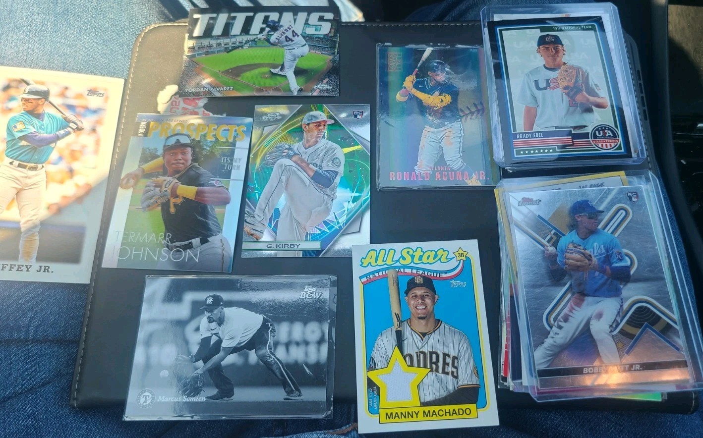 HUGE 2022-2023-2024 Baseball CARD LOT - Rookies, Inserts, & More - 500  Cards