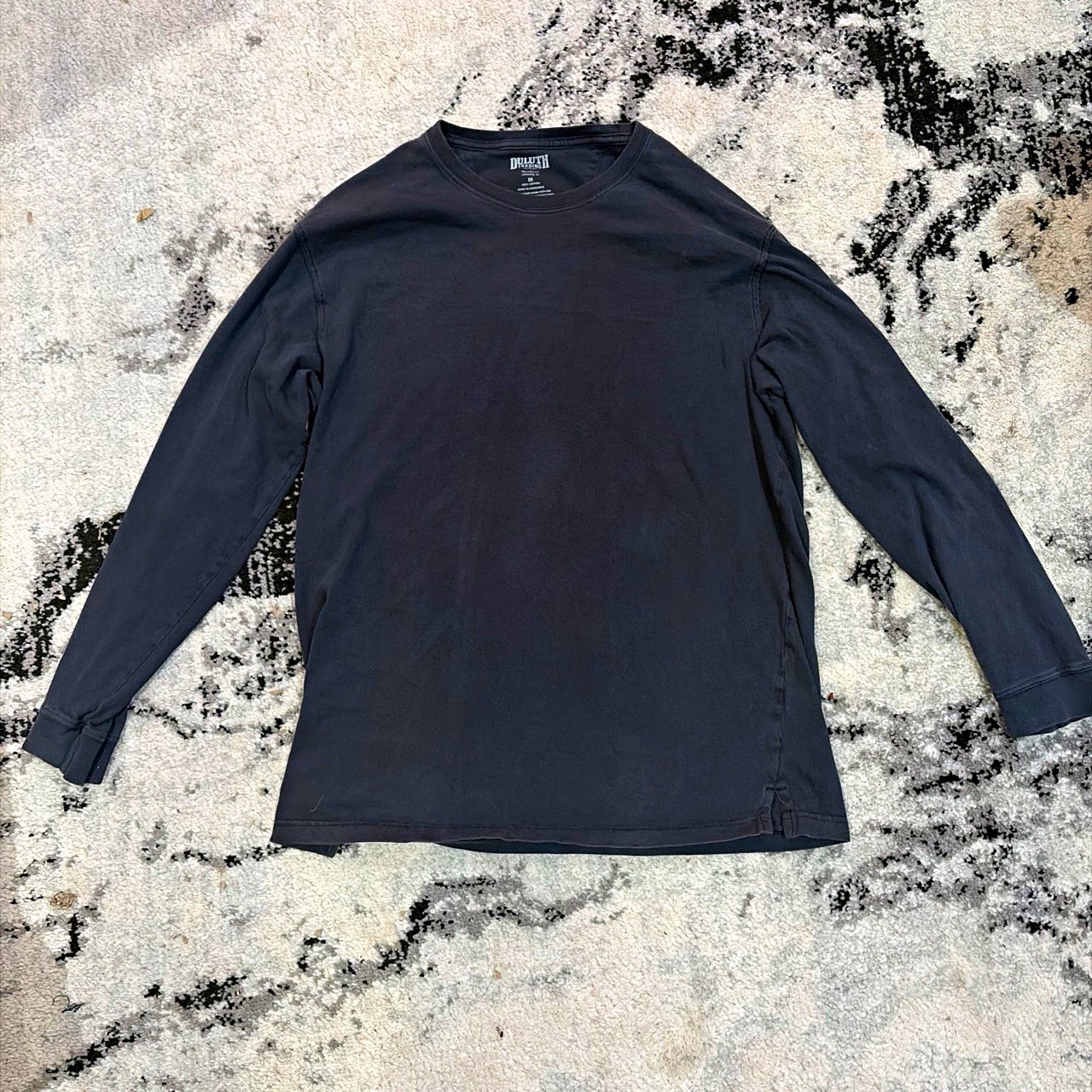 Duluth Trading Co Longtail T Shirt Mens Size M Long Sleeve Black 100% Cotton Duluth Trading Co Longtail T Shirt Mens Size M Long Sleeve Black 100% Cotton