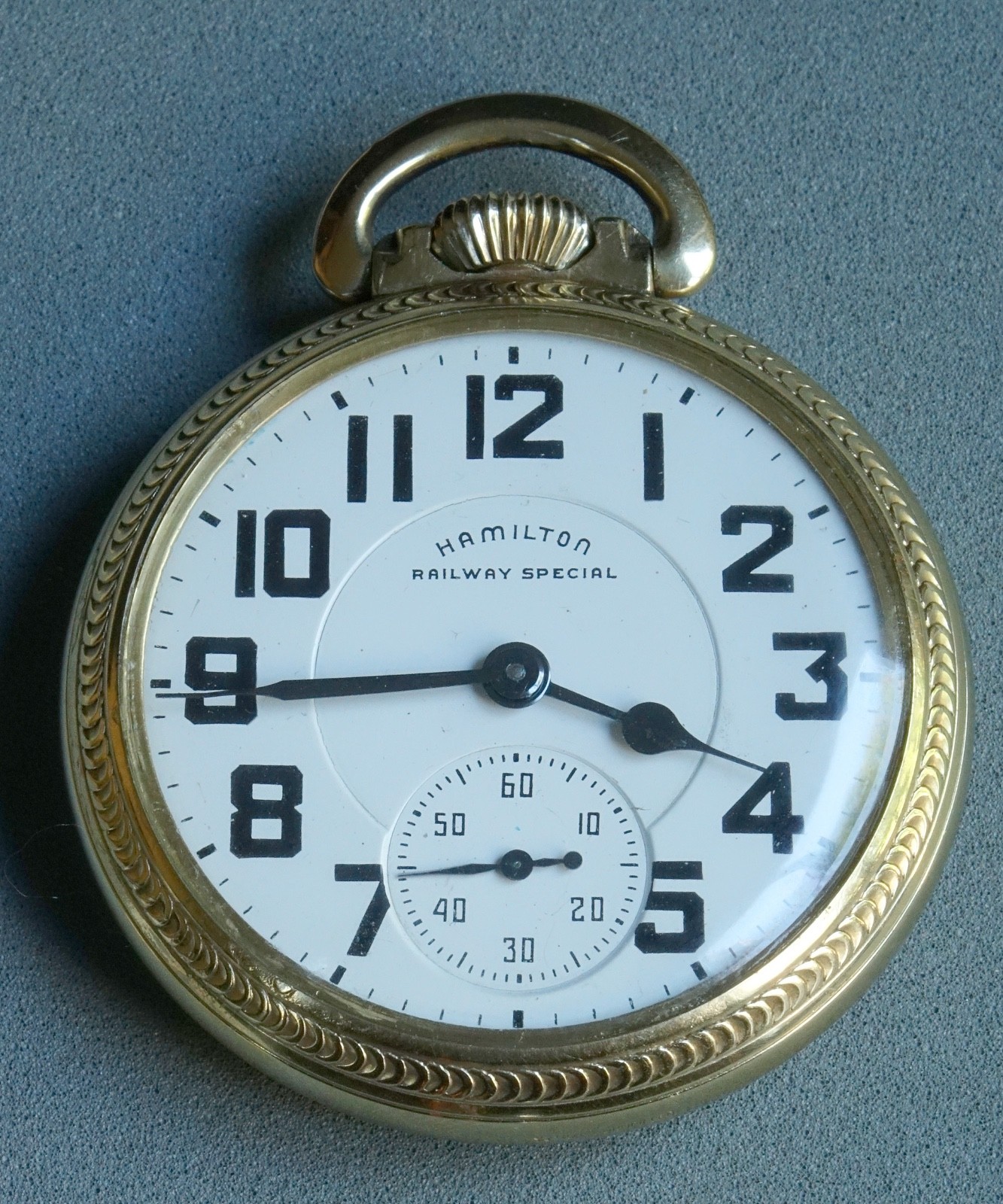 Hamilton 16 Size 21 Jewel 992B Pocket Watch in a Model 12 Case C349256 Hamilton 16 Size 21 Jewel 992B Pocket Watch in a Model 12 Case C349256