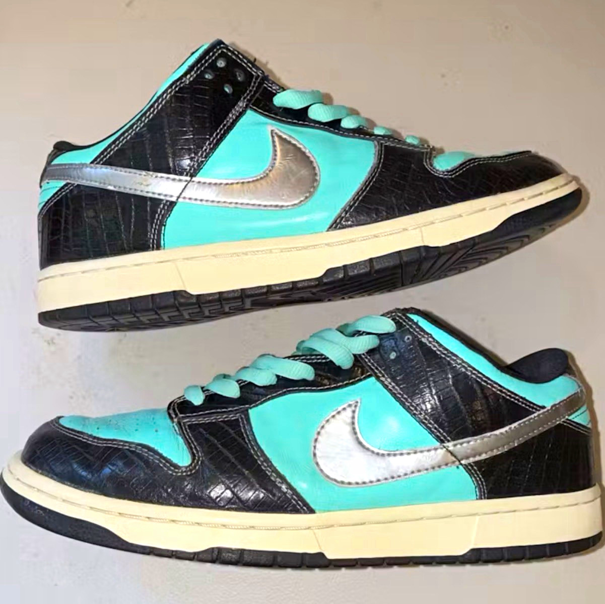 Tiffany Nike SB Dunk Low Size 11.5 Diamond Supply Co. GRAIL 304292-402