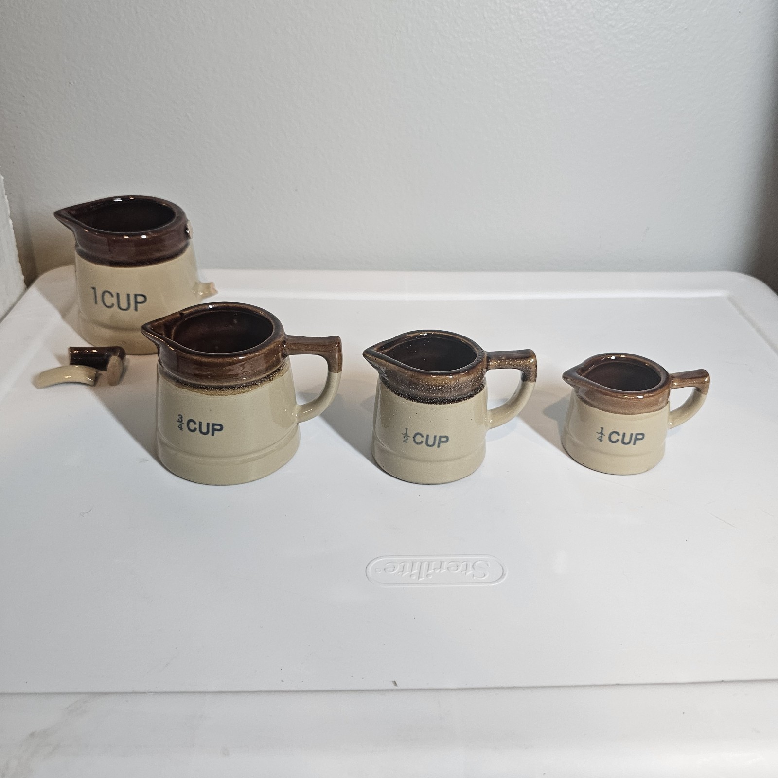 Vintage Stoneware Ceramic Measuring Cup Set Brown Tan 1 Cup 3/4 1/2 1/4 Cups