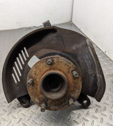 1998-2004 Chevy S10/S15/Sonoma 4x4 Front LH Driver Spindle Knuckle Assembly Oem