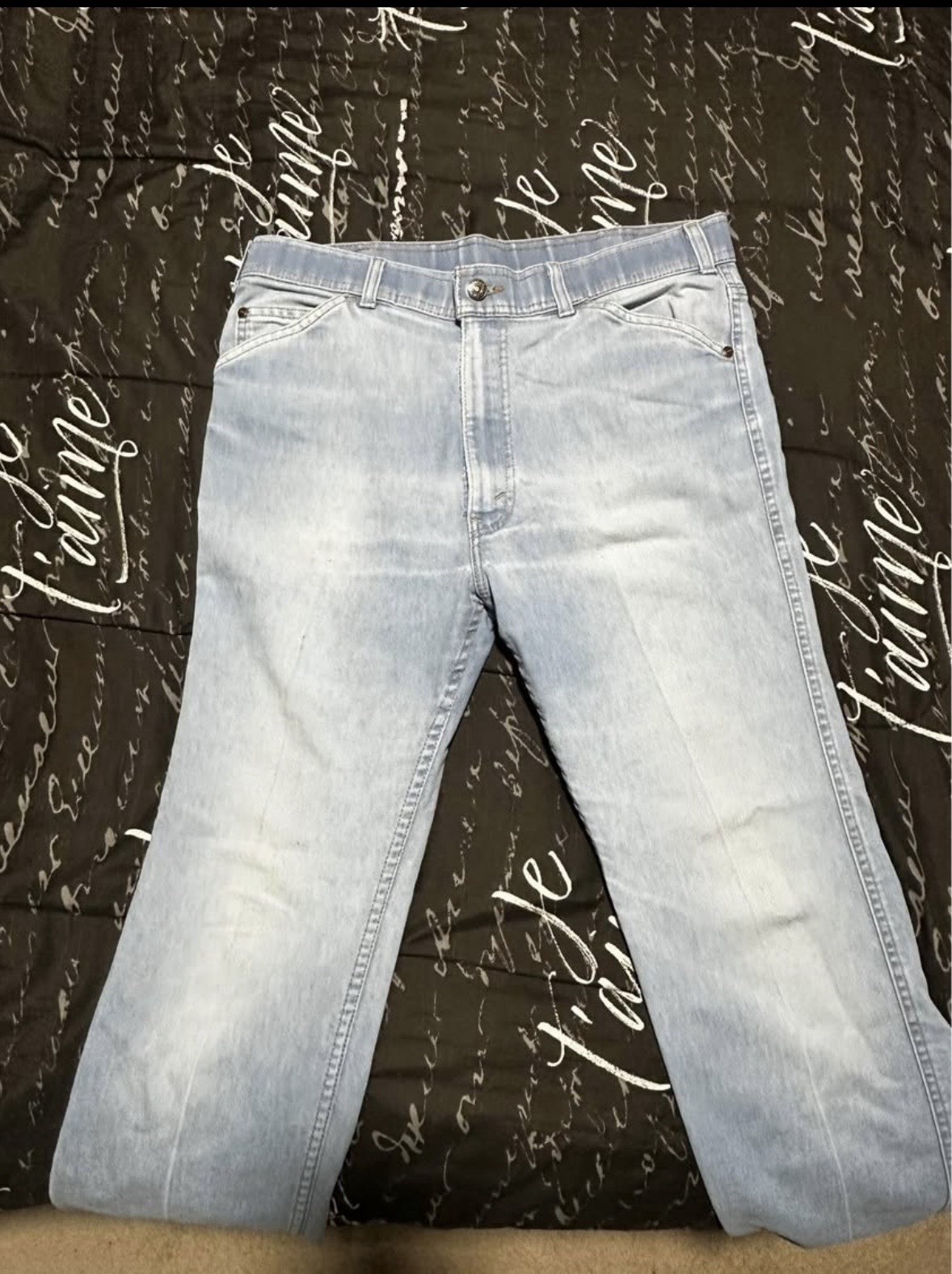 VINTAGE Levi\'s Men\'s Straight Comfort Fit Light Wash Blue Denim Jeans
