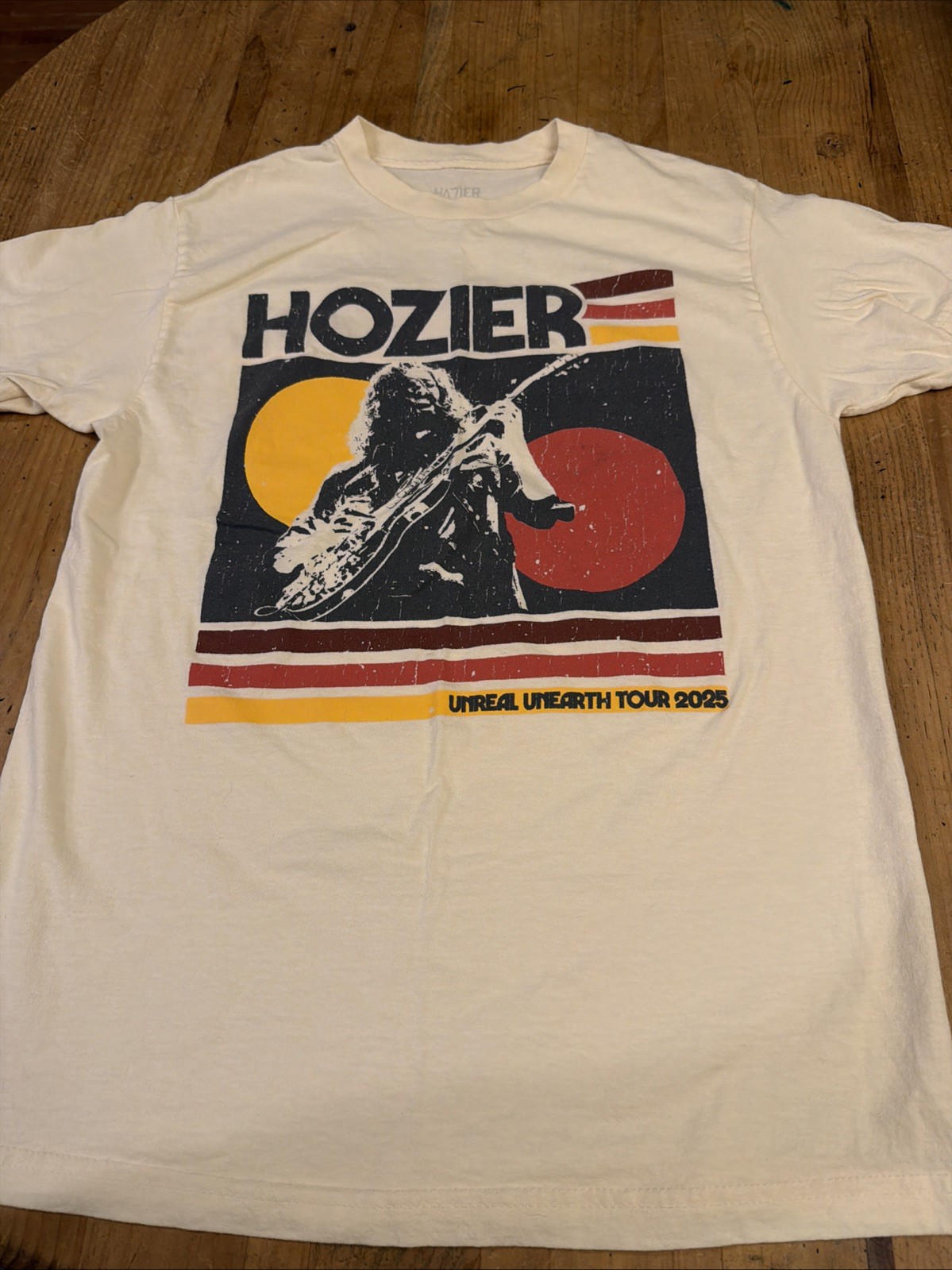 Hozier Official Band Tee Shirt Unreal Unearth Tour 2025 Adult M Med Beige