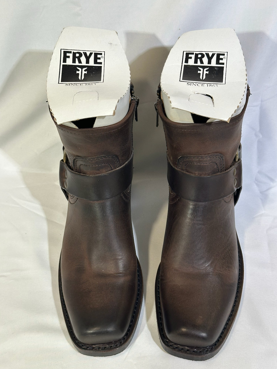 Frye Harness Women\'s Boots - US Size 6 - Brown / Gaucho - side zip Frye Harness Women\'s Boots - US Size 6 - Brown / Gaucho - side zip