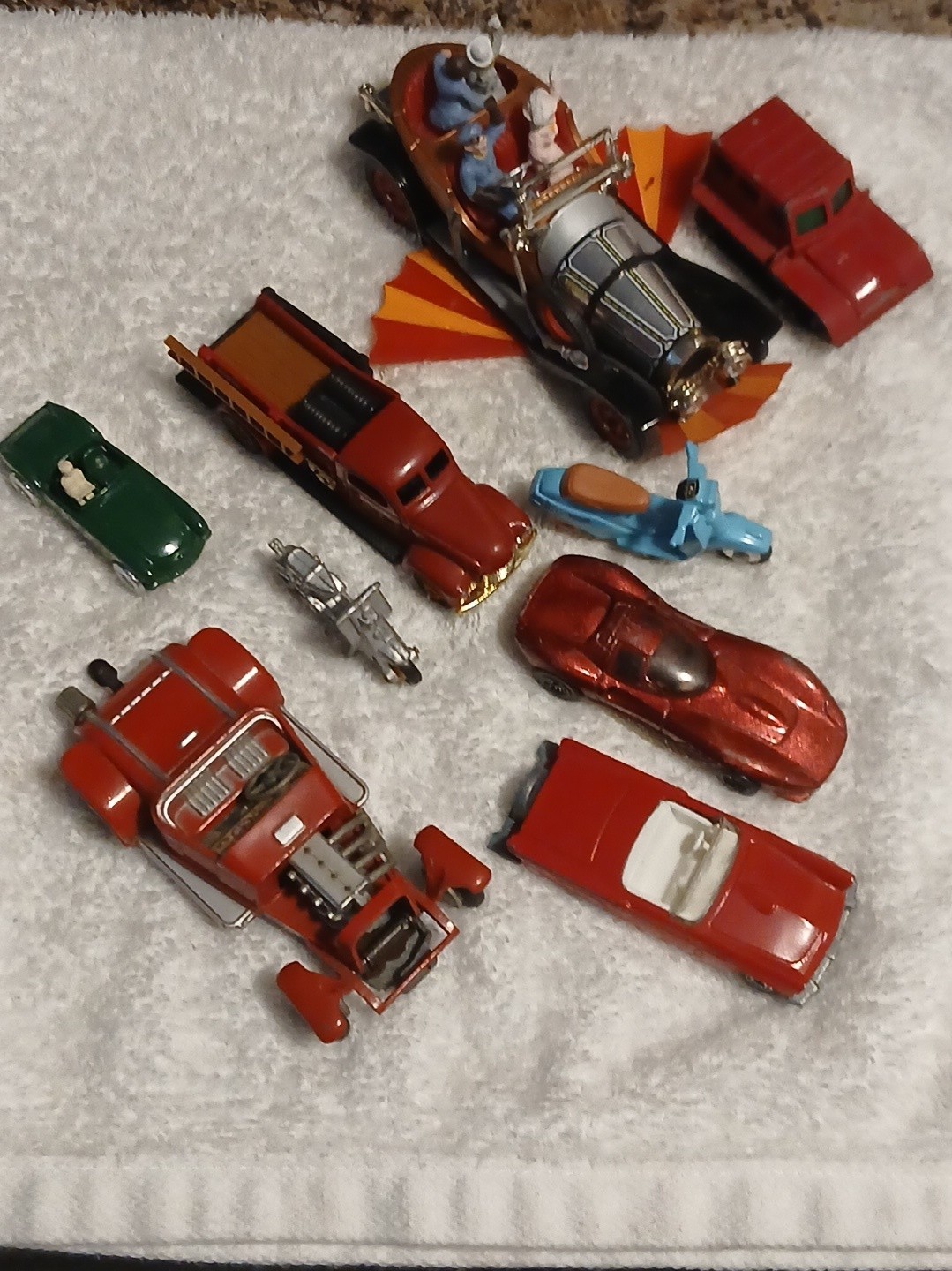 Vintage Metal Cars Collectable  Lot Of 8
