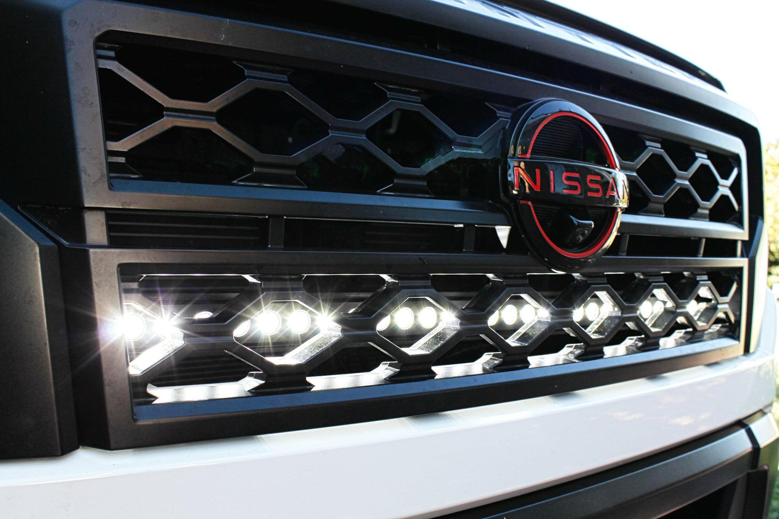 M&R Automotive Lightbar compatible with 2022+ Nissan Frontier Single 30in
