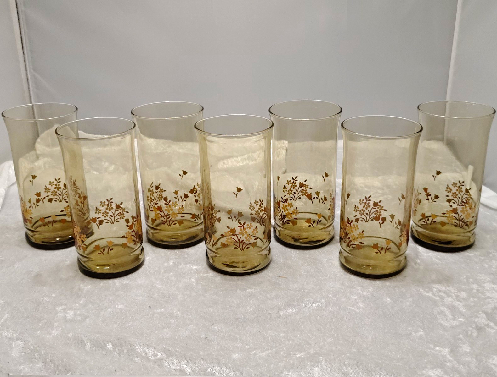 Vintage Libbey Tawny AmberGlass Floral Tumblers Set of 7 1970s MCM Drinkware Lot Vintage Libbey Tawny AmberGlass Floral Tumblers Set of 7 1970s MCM Drinkware Lot