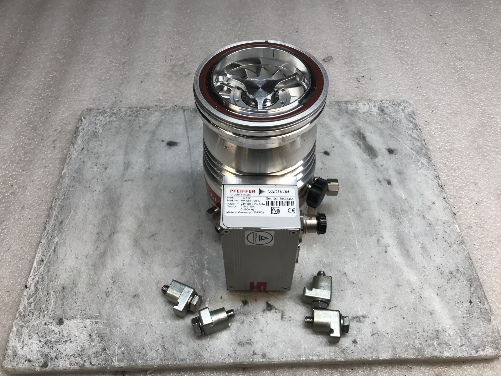 Pfeiffer Vacuum HiPace 80 Turbo Pump PM P03 940 A w/ TC 110 24v Controller