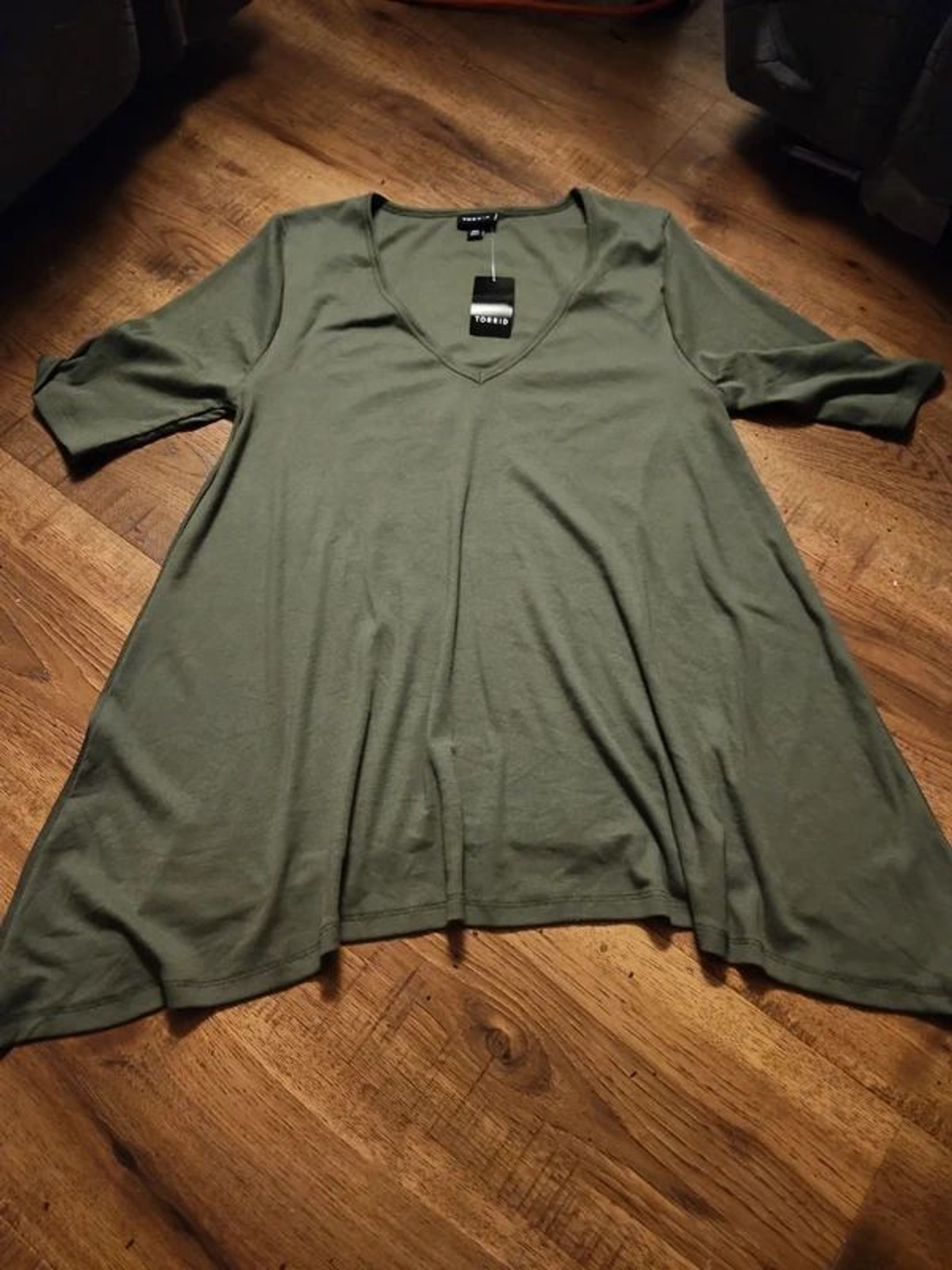 Torrid M/L flowy shirt