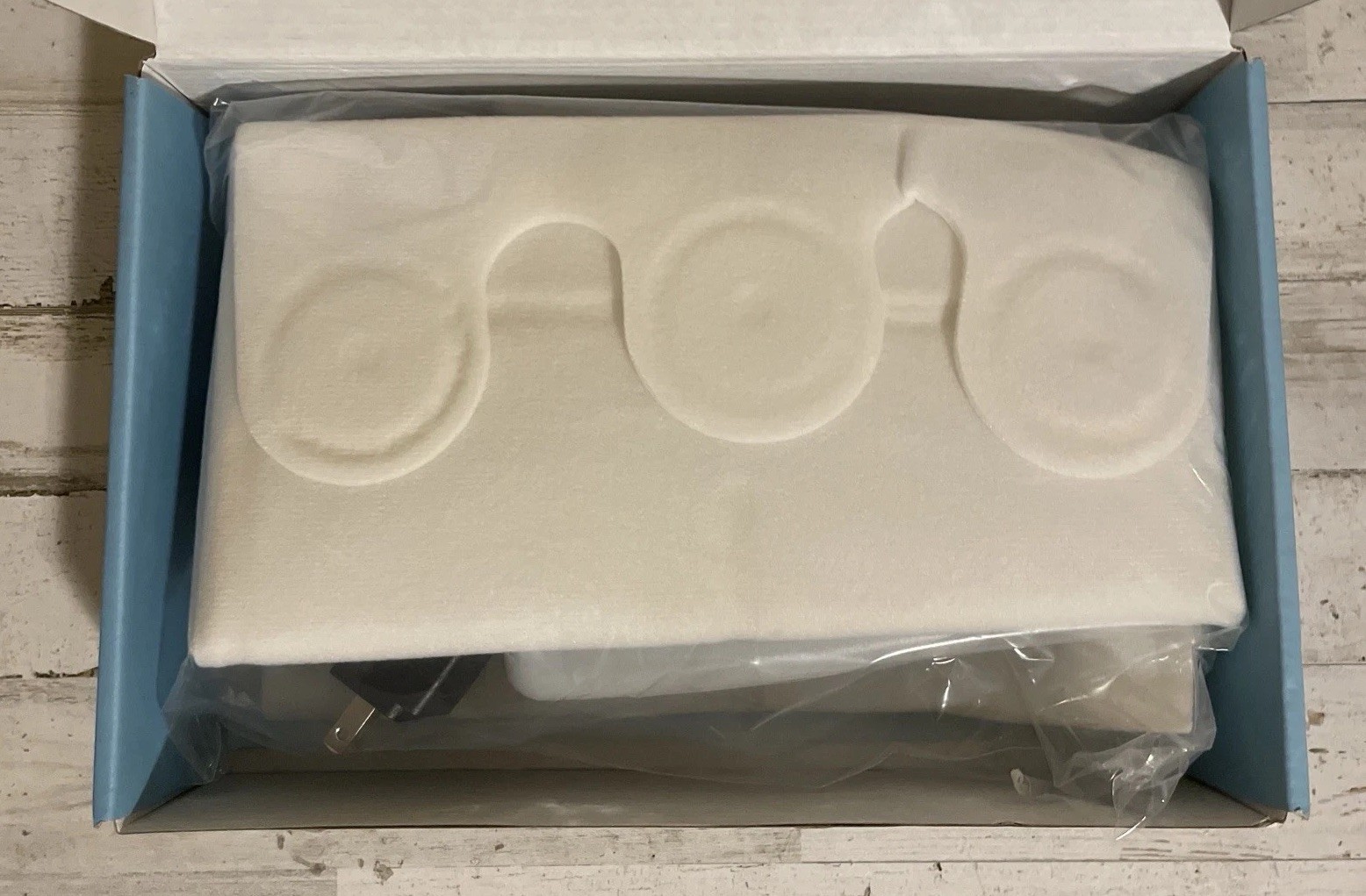 Devon 24 Portable DVT Prevention Therapy Device - 24 Hour Battery - New In Box Devon 24 Portable DVT Prevention Therapy Device - 24 Hour Battery - New In Box