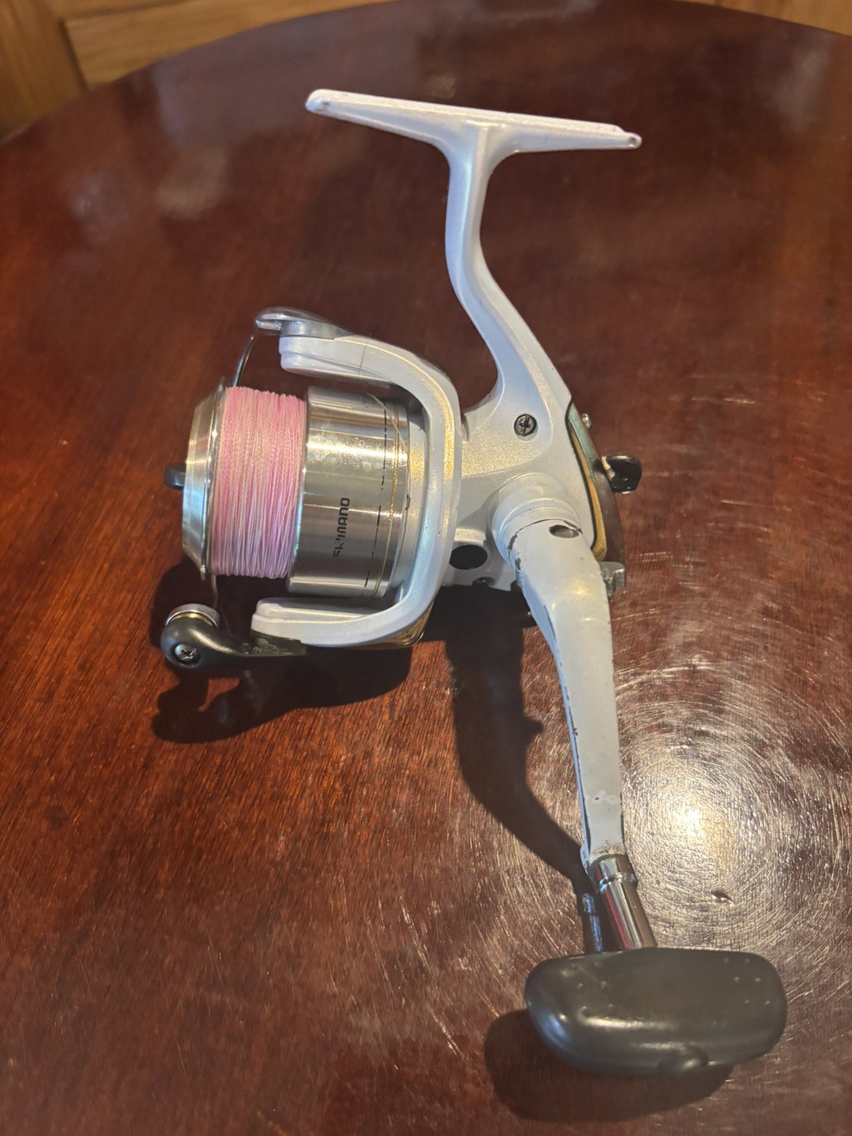 SHIMANO STRADIC 2500FH SPINNING FISHING REEL ULTRA-LIGHT to LIGHT ACTION FISHING SHIMANO STRADIC 2500FH SPINNING FISHING REEL ULTRA-LIGHT to LIGHT ACTION FISHING