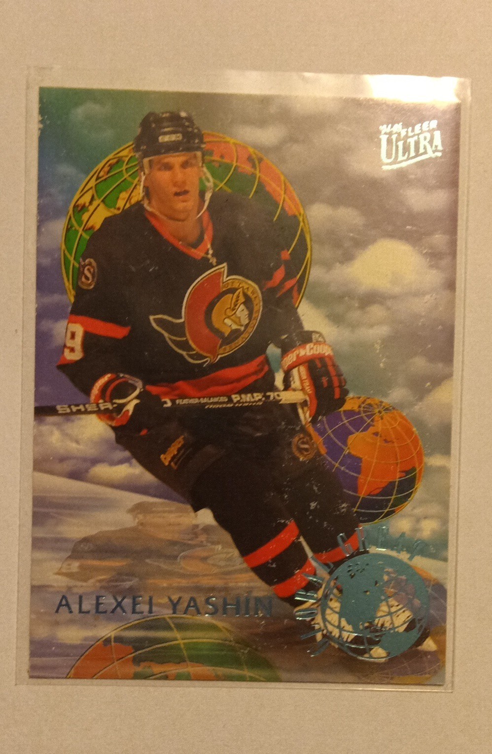1994-95 Fleer Ultra - Global Great Alexei Yashin #10