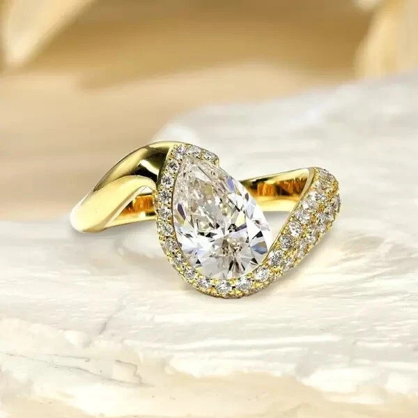 2.89Ct Pear Cut Lab Created Diamond Women\'s Cluster Ring 14k Yellow Gold Plated