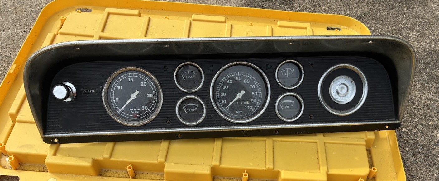 1973-1979 Ford Truck Gauge Panel W/Vacuum Chrome 