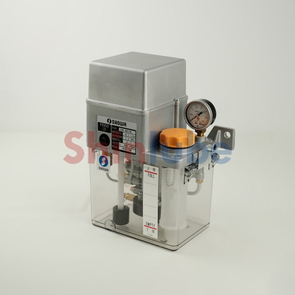 Showa Lubricator LCB4-011B Auto Lubrication Oil Pump, 2.0 Liter Tank, 200V Showa Lubricator LCB4-011B Auto Lubrication Oil Pump, 2.0 Liter Tank, 200V