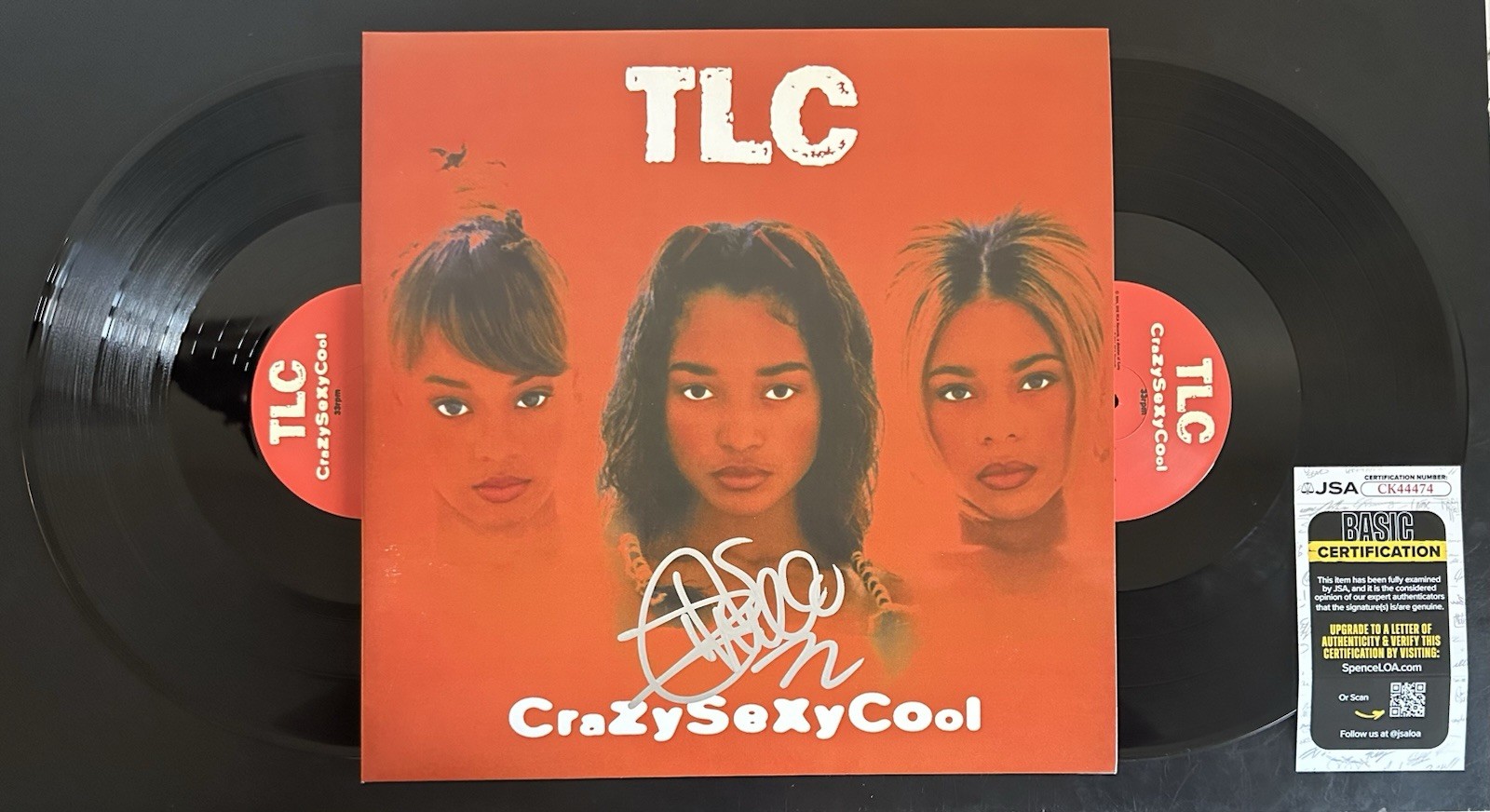 CHILLI SIGNED TLC CRAZYSEXYCOOL VINYL RECORD ALBUM LP JSA AUTHENTICATED CHILLI SIGNED TLC CRAZYSEXYCOOL VINYL RECORD ALBUM LP JSA AUTHENTICATED