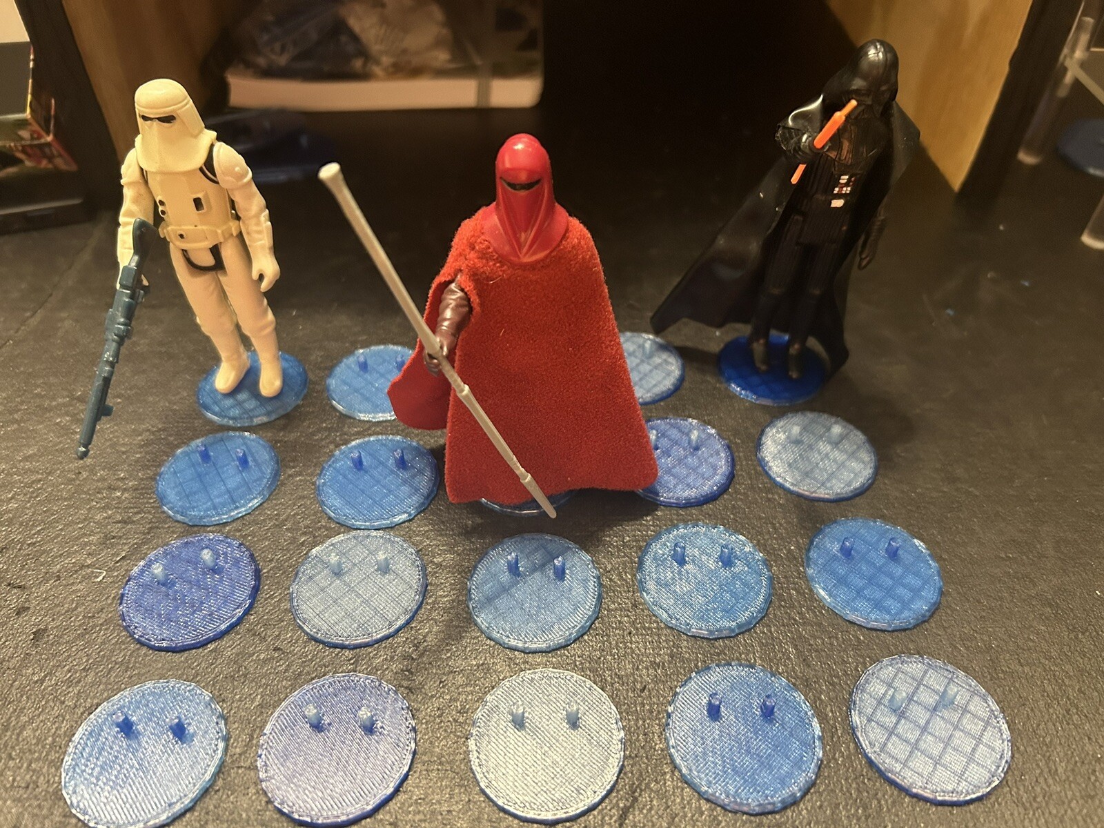 ORIGINAL Star Wars action figure stands 3.75 QTY 45