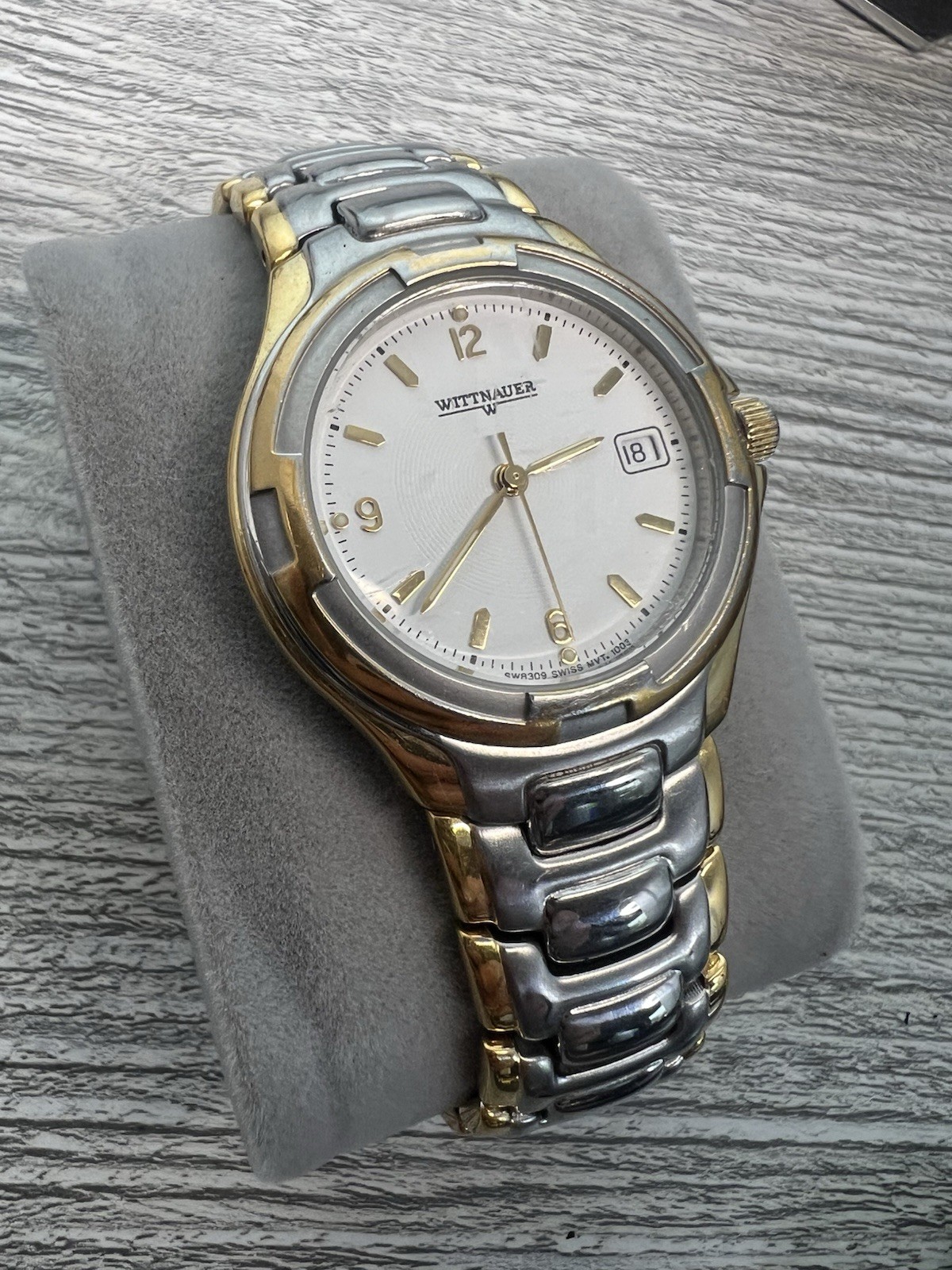 Wittnauer quartz Watch Men Two Tone Date ETA swiss Wittnauer quartz Watch Men Two Tone Date ETA swiss