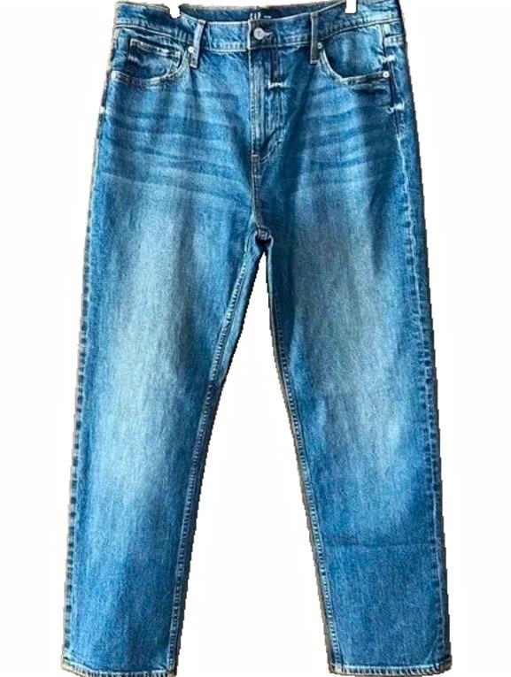 Women’s Blue Medium Wash Straight Leg Denim Jeans 5-Pocket Pockets Women’s Blue Medium Wash Straight Leg Denim Jeans 5-Pocket Pockets