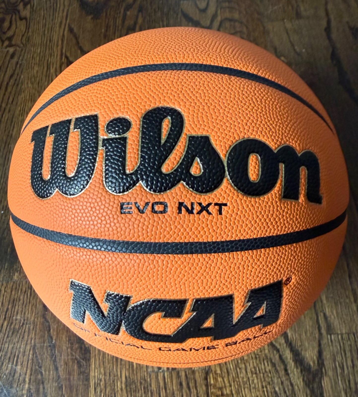 Wilson EVO NXT NCAA Official Game Ball Wilson EVO NXT NCAA Official Game Ball