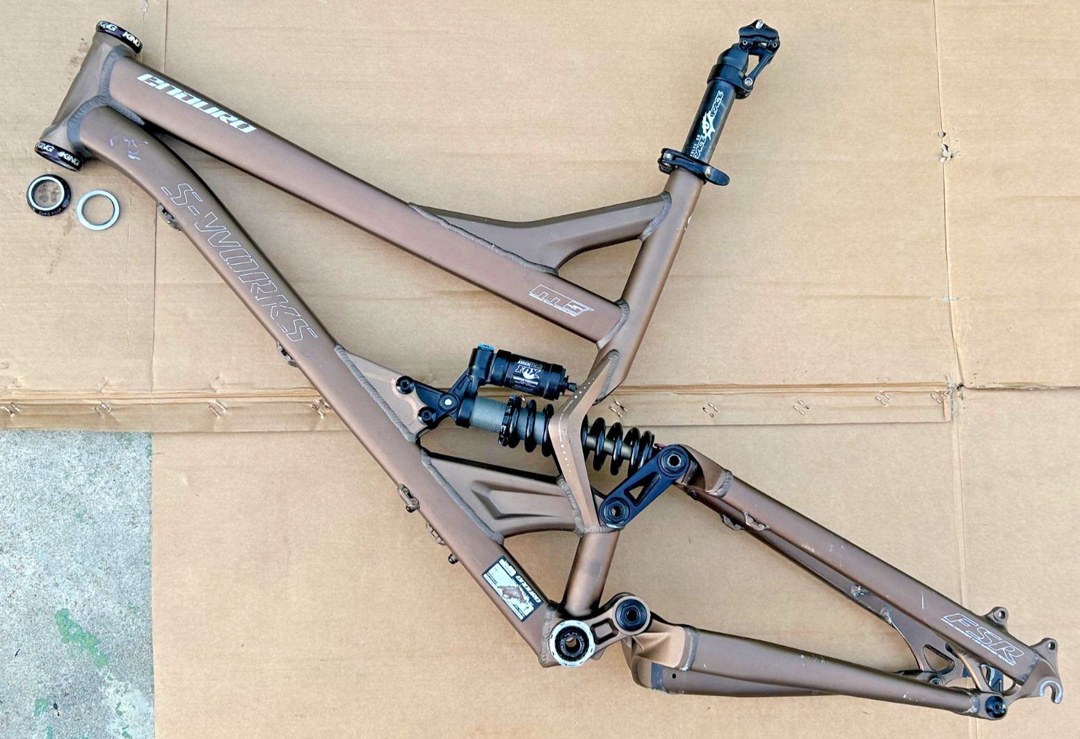 2007 Large Specialized S-Works Enduro, DHX RC2 Rear Shock, Chris King Headset